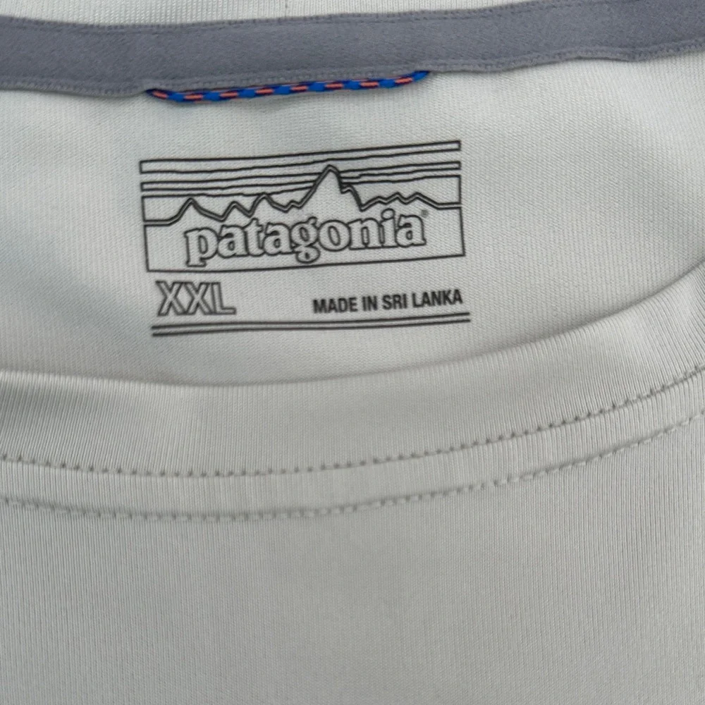 Patagonia Men's Cream Graphic Tech Fish Long Sleeve Shirt - Picture 3 of 8